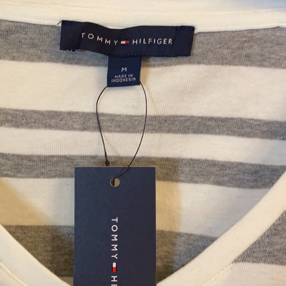 Tommy Hilfiger Tee - Picture 2 of 11